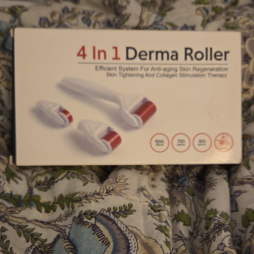 4 in 1 Derma Roller - White and Red